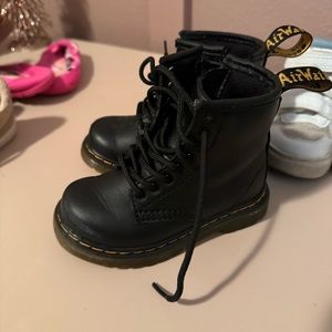 Size 6 doc martens
